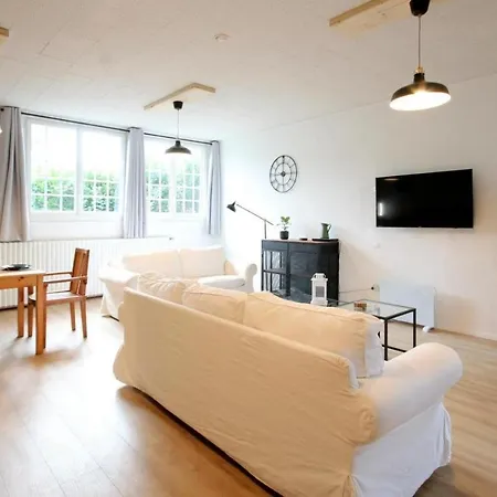 L'atelier A L'oree Des Bois *